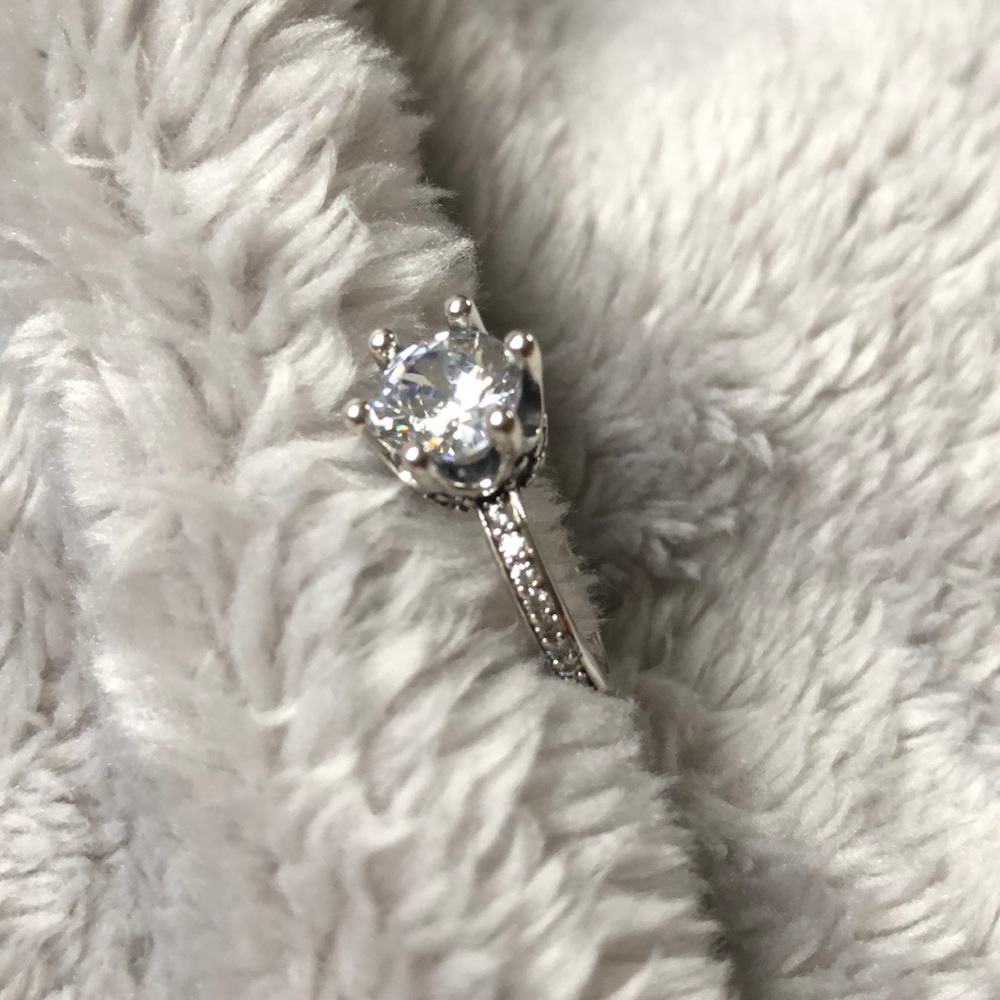 Diamond ring